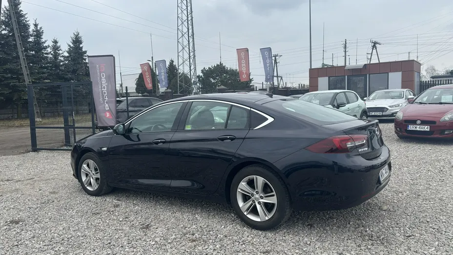 OPEL Insignia -