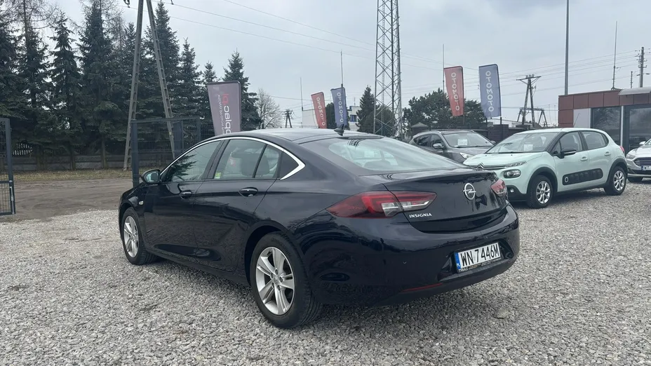 OPEL Insignia -