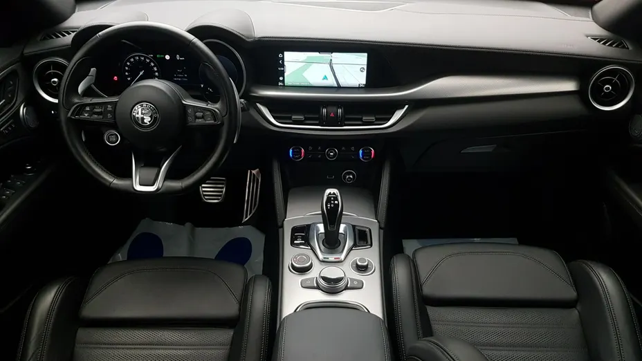 ALFA ROMEO Stelvio -