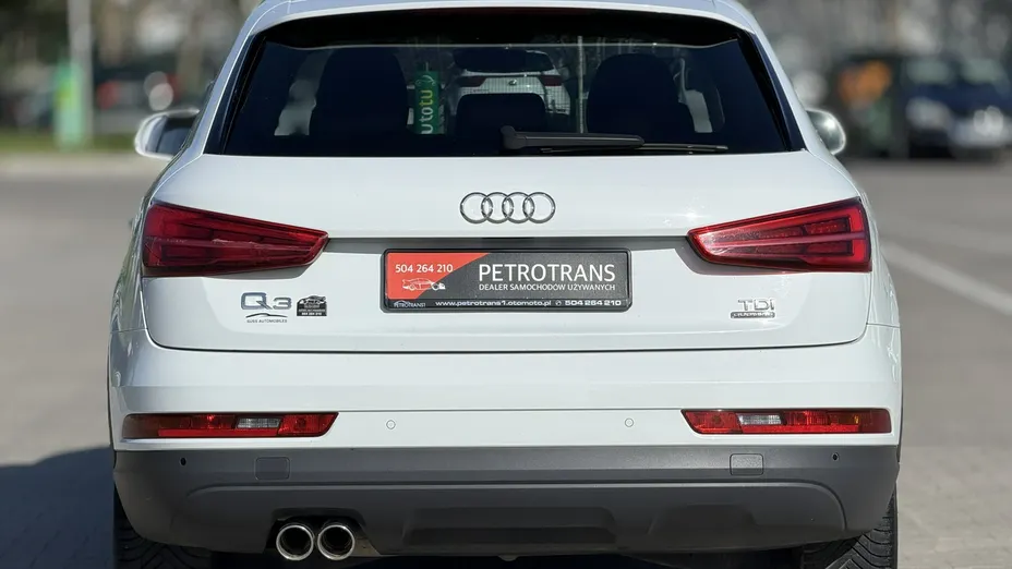 AUDI Q3 -