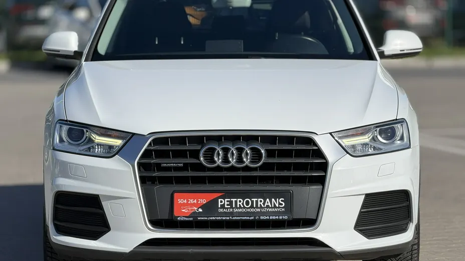 AUDI Q3 -