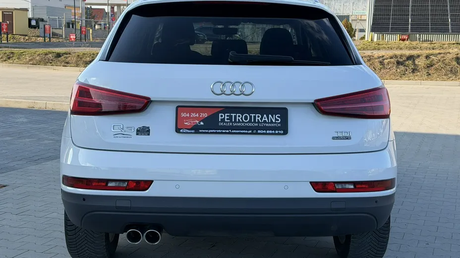 AUDI Q3 -