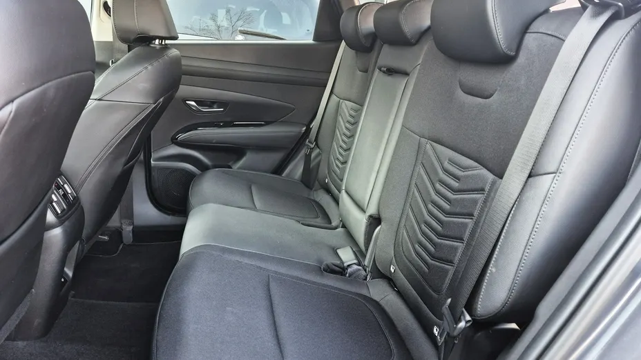 HYUNDAI Tucson -