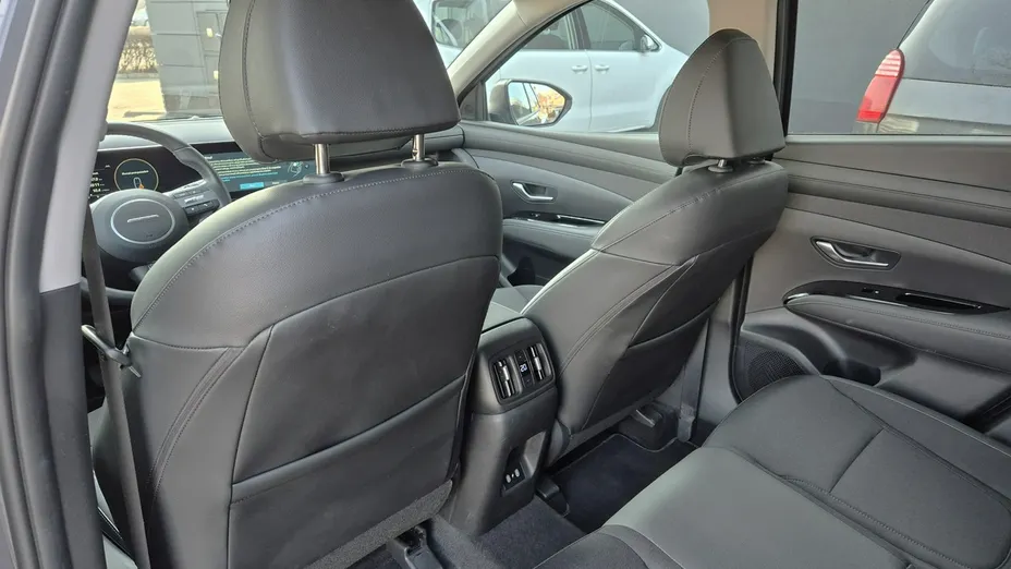 HYUNDAI Tucson -