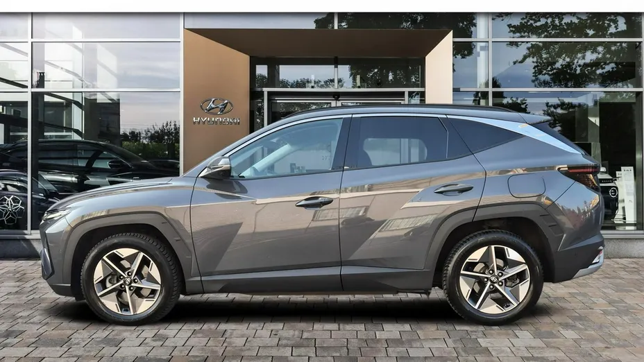 HYUNDAI Tucson -