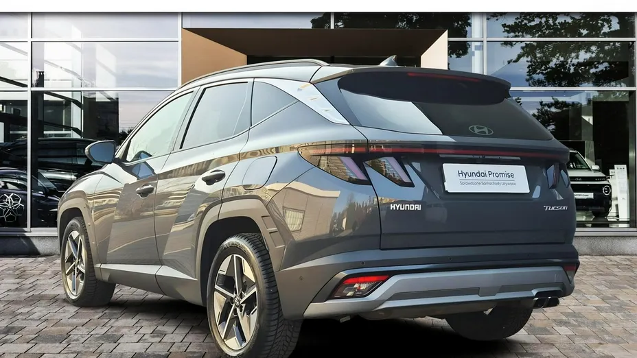 HYUNDAI Tucson -