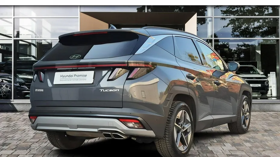 HYUNDAI Tucson -