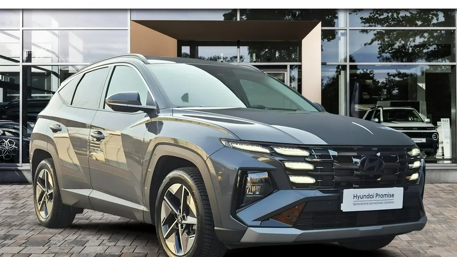 HYUNDAI Tucson -