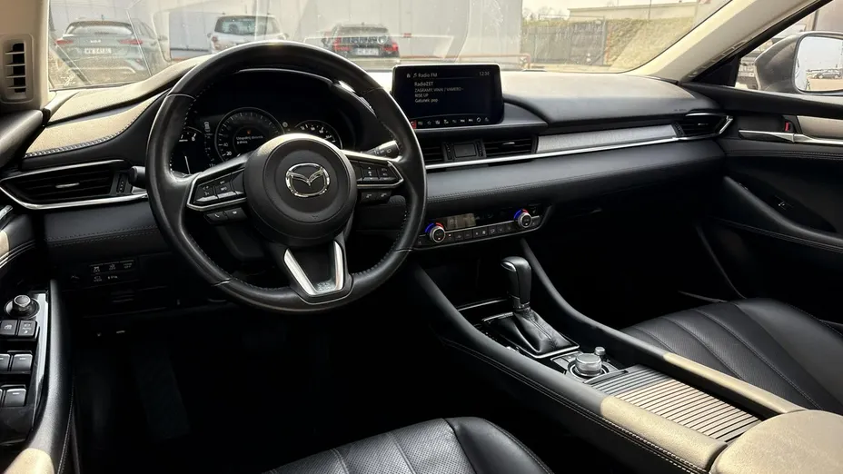MAZDA 6 -