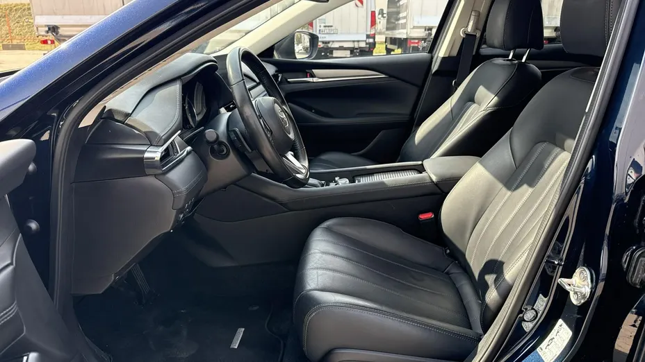 MAZDA 6 -