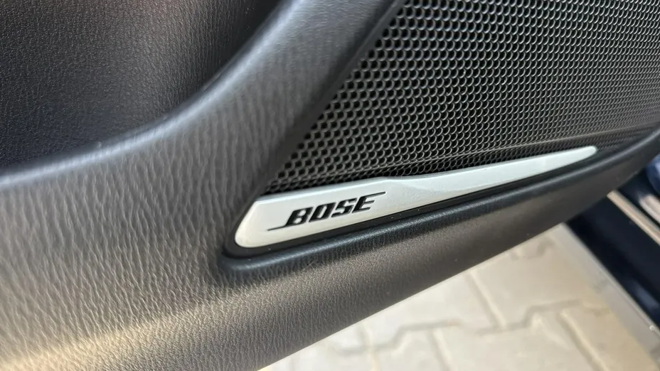 MAZDA 6 -