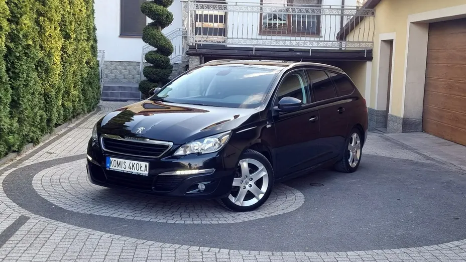 PEUGEOT 308 -
