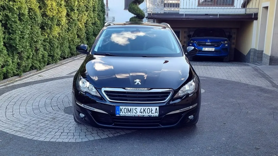 PEUGEOT 308 -