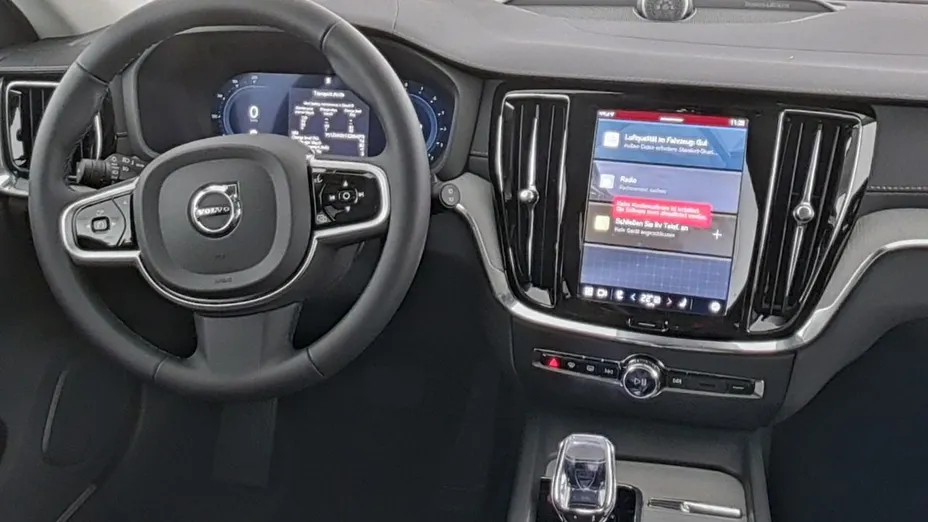 VOLVO V60 -