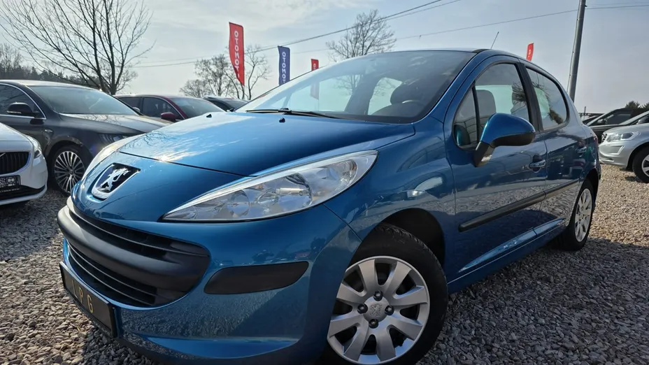 PEUGEOT 207 -