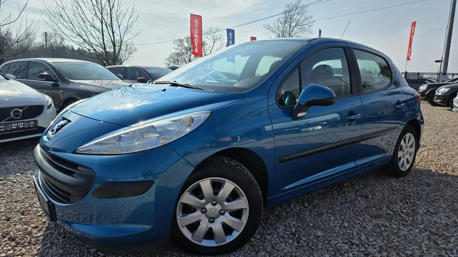 PEUGEOT 207 -