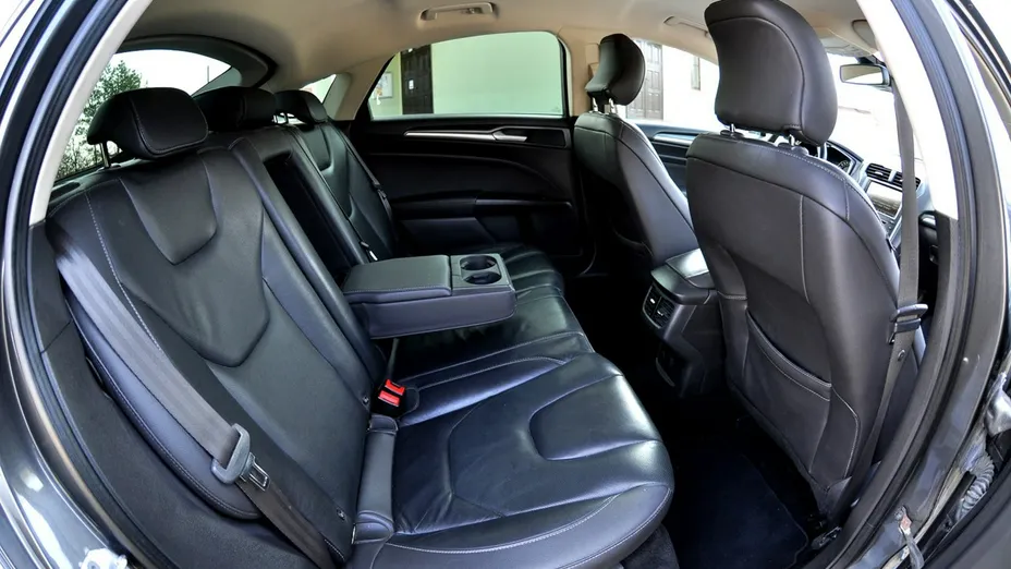 FORD Mondeo -