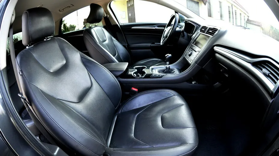 FORD Mondeo -