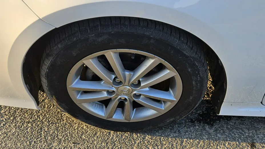 TOYOTA Corolla -