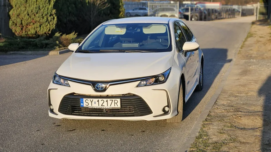 TOYOTA Corolla -