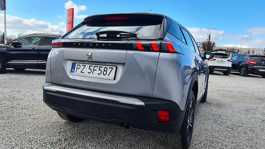 PEUGEOT 2008 -