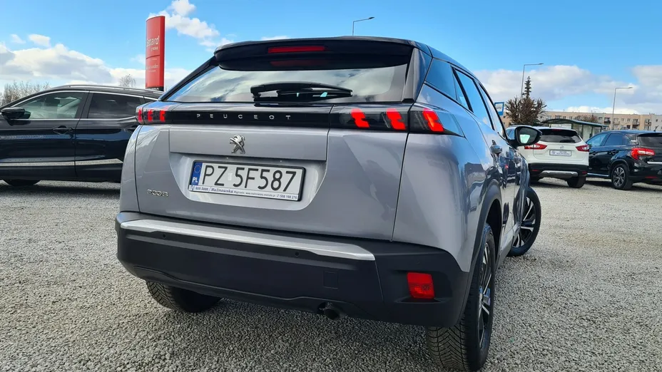 PEUGEOT 2008 -