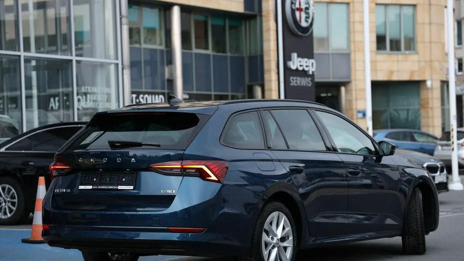 SKODA Octavia -