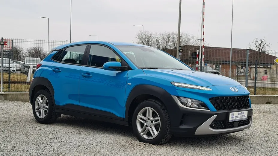 HYUNDAI Kona -