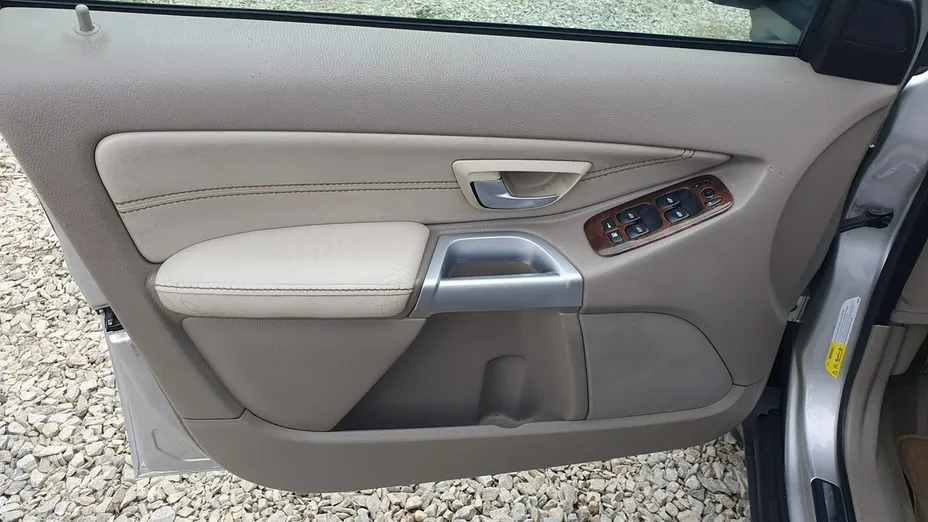 VOLVO XC90 -