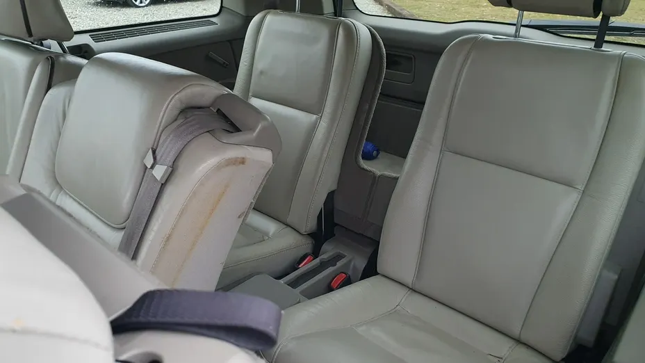VOLVO XC90 -
