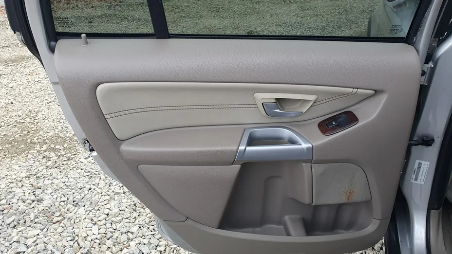 VOLVO XC90 -