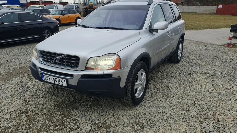 VOLVO XC90 -