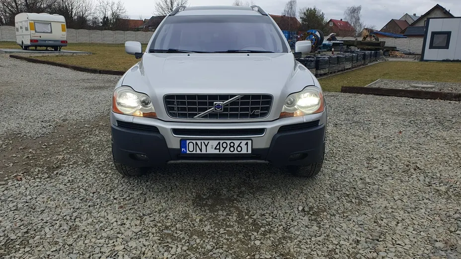 VOLVO XC90 -