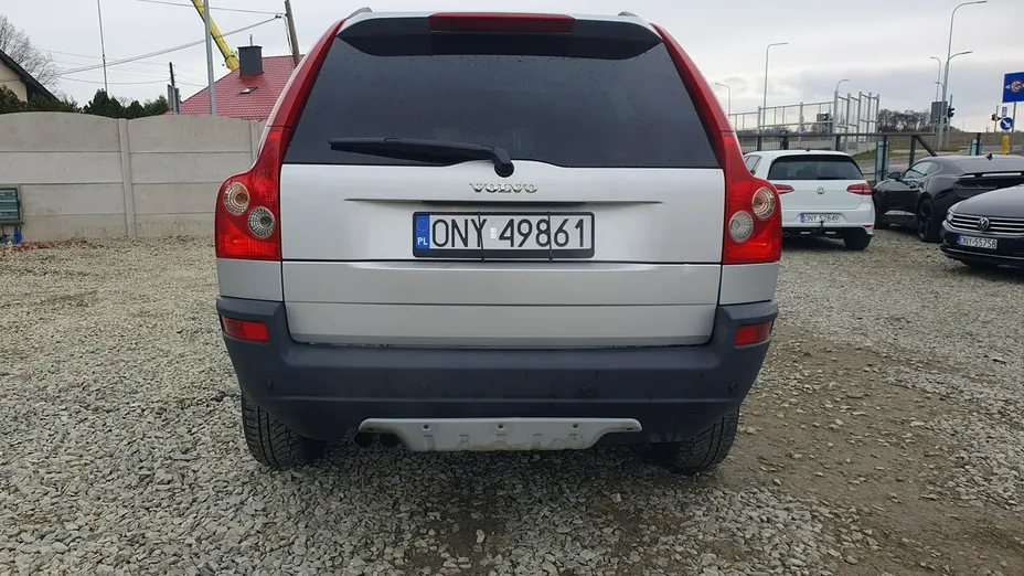 VOLVO XC90 -