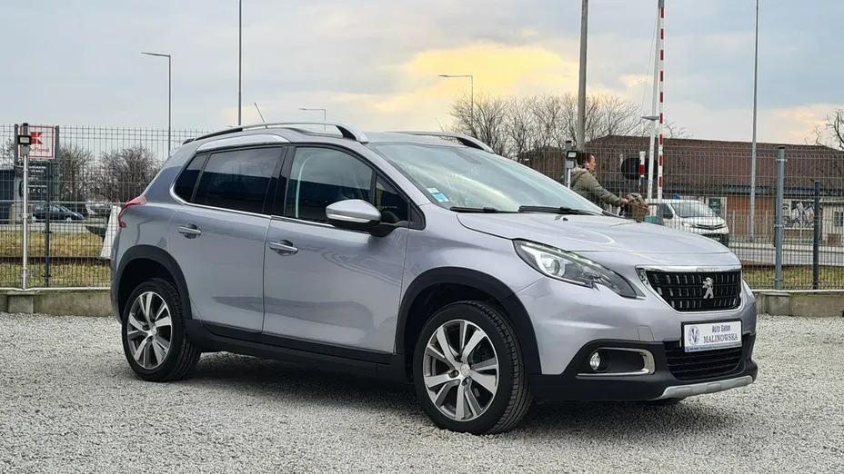 PEUGEOT 2008 -