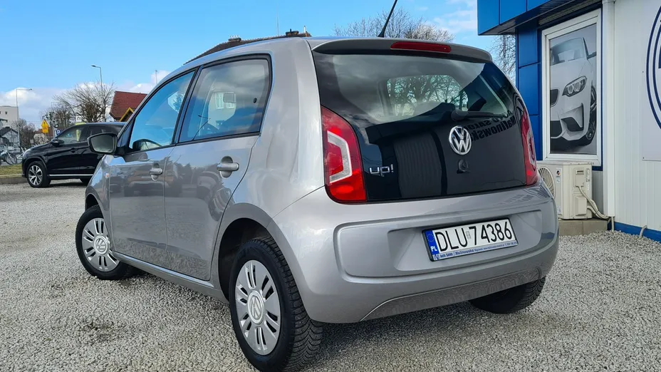 VOLKSWAGEN up! -