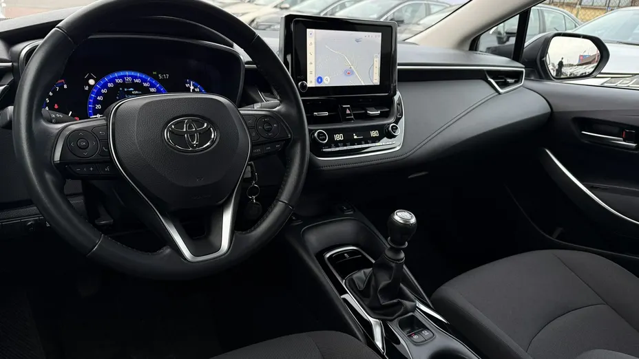 TOYOTA Corolla -