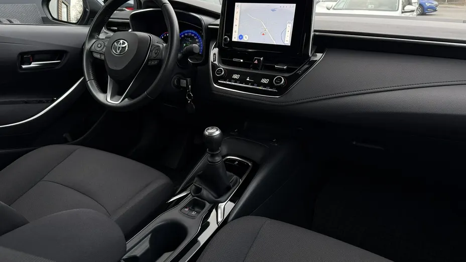 TOYOTA Corolla -