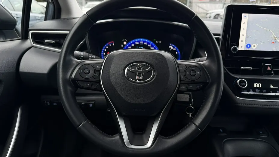 TOYOTA Corolla -
