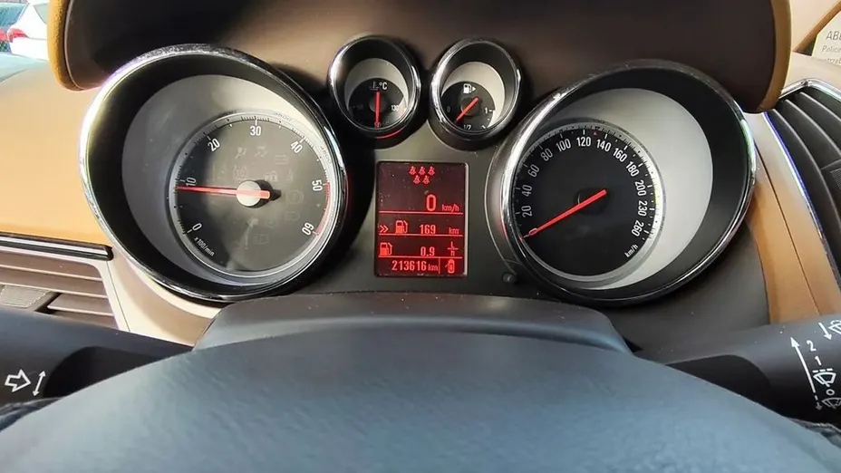 OPEL Zafira -
