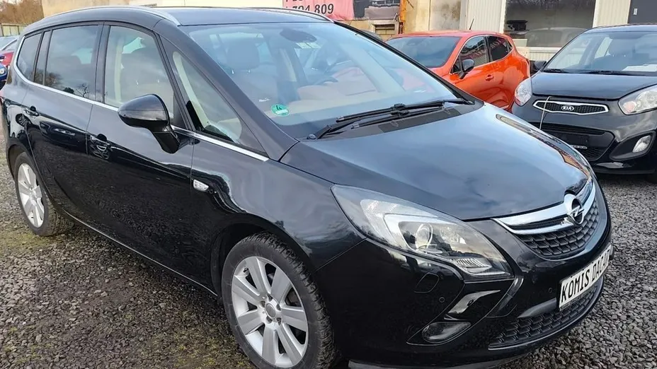 OPEL Zafira -