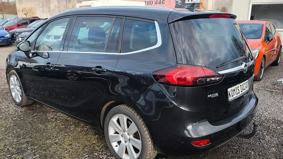 OPEL Zafira -