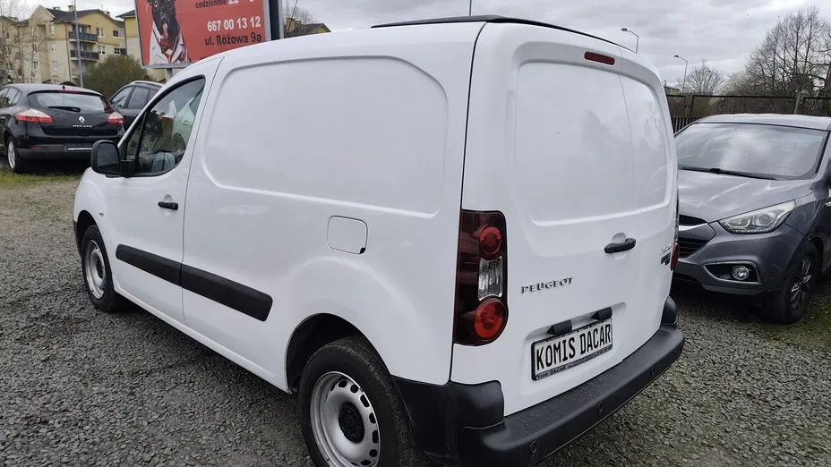 PEUGEOT Partner -