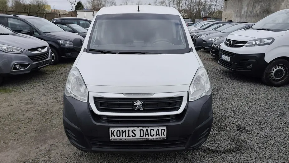 PEUGEOT Partner -