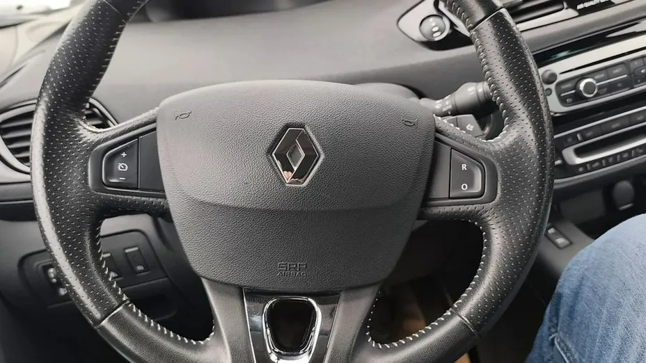 RENAULT Grand Scenic -