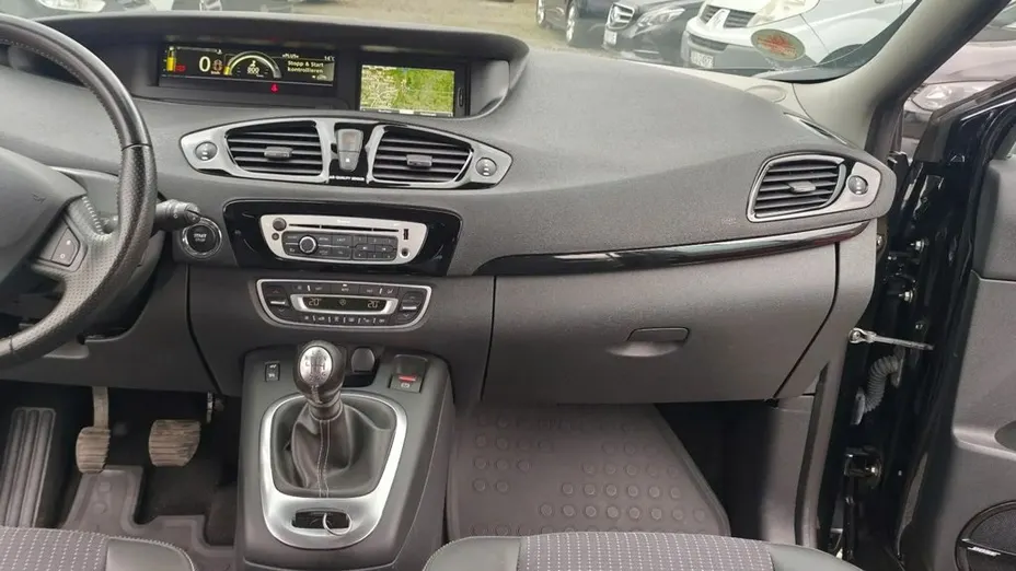 RENAULT Grand Scenic -