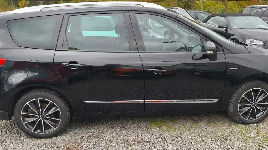 RENAULT Grand Scenic -