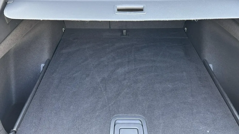 TOYOTA Corolla -