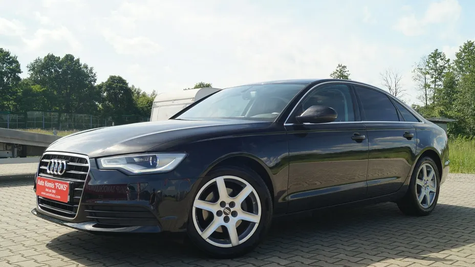 AUDI A6 -