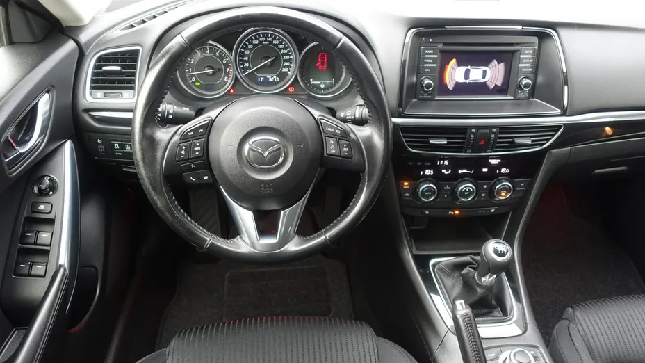 MAZDA 6 -